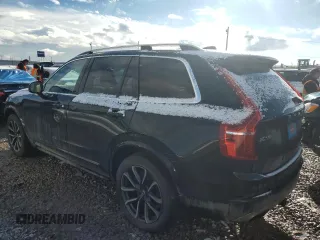 2016 Volvo XC90 T6 Momentum with VIN YV4A22PK2G1084096, listed as a Copart auction lot 70606302 with 132,238 mi miles. Bid and sale history available at carsss.com. Image 2.