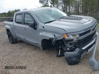 2024 Chevrolet Silverado 1500 RST with VIN 1GCUDEEL5RZ180834, listed as a IAAI auction lot 41924886 with 15,698 mi miles. Bid and sale history available at carsss.com. Image 1.