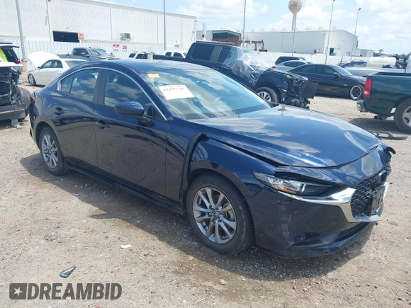 2021 Mazda 3 S z VIN JM1BPAAL6M1331460, wystawiony jako IAAI lot #42197743 z przebiegiem 53 972 mil mil oraz . Historia ofert i sprzedaży dostępna na DreamBid. Obrazek 1.