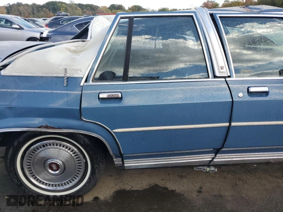 1987 Ford Ltd Crown Victoria with VIN 2FABP73F5HX115600, listed as a Copart auction lot 74781524 with 21,565 mi miles and Salvage Title. Bid and sale history available at carsss.com. Image 10.