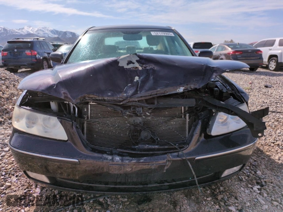 2006 Hyundai Azera SE with VIN KMHFC46F36A057974, listed as a Copart auction lot 52179905 with 142,391 mi miles and Salvage Title. Bid and sale history available at DreamBid. Image 5.