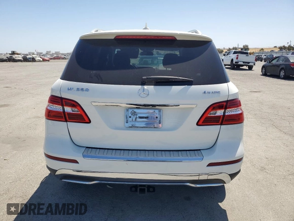 2013 Mercedes-Benz M 350 z VIN 4JGDA5HB0DA181193, wystawiony jako Copart lot #58015015 z przebiegiem 103 390 mil mil oraz Szkoda całkowita • Salvage title. Historia ofert i sprzedaży dostępna na DreamBid. Obrazek 6.