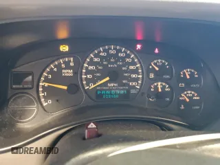 2000 Chevrolet Suburban LT with VIN 3GNEC16TXYG110718, listed as a Copart auction lot 74734314 with 208,488 mi miles and Salvage Title. Bid and sale history available at carsss.com. Image 9.