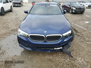 2019 BMW 5 Series 530i with VIN WBAJA5C52KWW14762, listed as a Copart auction lot 86589314 with 36,035 mi miles and Salvage Title. Bid and sale history available at carsss.com. Image 5.
