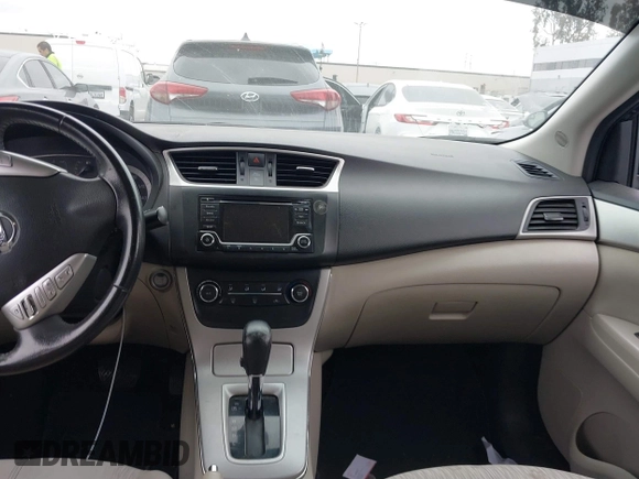 2015 Nissan Sentra S with VIN 3N1AB7AP4FY363387, listed as a IAAI auction lot 41862097 with 132,970 mi miles. Bid and sale history available at carsss.com. Image 17.