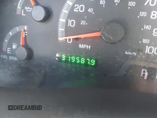 2002 Ford F-150 XL with VIN 1FTRF17W52KE24870, listed as a IAAI auction lot 42024831 with 319,578 mi miles and . Bid and sale history available at DreamBid. Image 15.