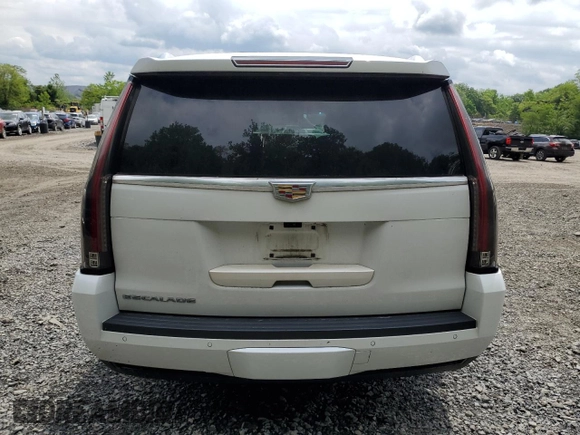 2019 Cadillac Escalade ESV Premium Luxury z VIN 1GYS4JKJXKR268636, wystawiony jako Copart lot #58922025 z przebiegiem 137 285 mil mil oraz Szkoda całkowita • Salvage title. Historia ofert i sprzedaży dostępna na DreamBid. Obrazek 6.