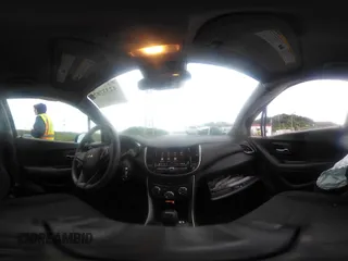 2021 Chevrolet Trax LS z VIN KL7CJNSB2MB360206, wystawiony jako IAAI lot #42337029 z przebiegiem 39 541 mil mil oraz . Historia ofert i sprzedaży dostępna na DreamBid. Obrazek 18.