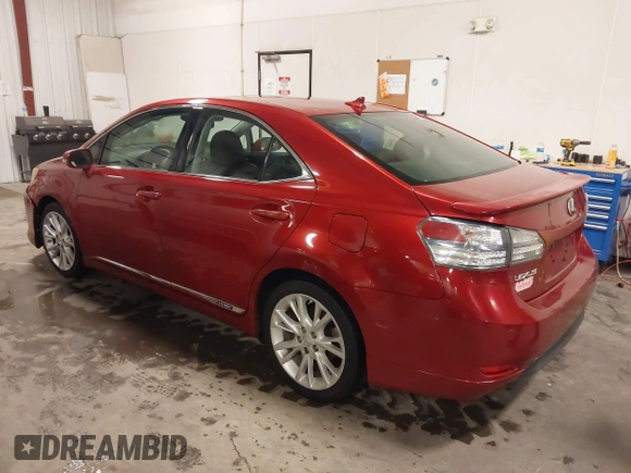 2010 Lexus HS 250h z VIN JTHBB1BA3A2005521, wystawiony jako IAAI lot #41817775 z przebiegiem 233 086 mil mil oraz . Historia ofert i sprzedaży dostępna na DreamBid. Obrazek 3.