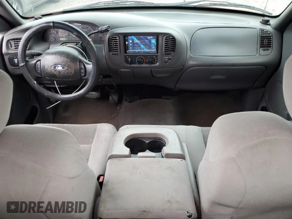 2003 Ford F-150 XL с VIN 1FTRF07WX3KB82234, выставлен на аукционе Copart как лот 43470425 с пробегом 147 129 миль миль и Списание • Salvage title. История ставок и продаж доступна на DreamBid. Изображение 8.