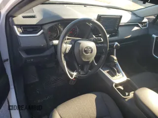 2019 Toyota RAV4 XLE with VIN JTMW1RFV4KD021007, listed as a Copart auction lot 82208754 with 96,998 mi miles and Salvage Title. Bid and sale history available at carsss.com. Image 8.