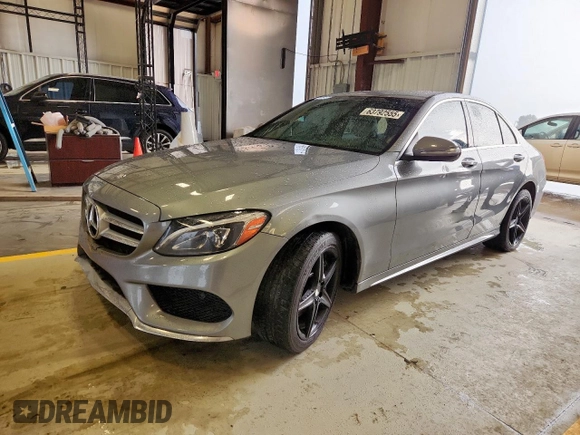 2015 Mercedes-Benz C 300 Luxury with VIN 55SWF4KBXFU007870, listed as a Copart auction lot 63792555 with 188,328 mi miles and Clean title. Bid and sale history available at DreamBid. Image 1.