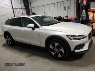 2024 Volvo V60 Plus with VIN YV4L12WY6R2136392, listed as a Copart auction lot 42932275 with 8,443 mi miles and Salvage title. Bid and sale history available at DreamBid. Image 4.