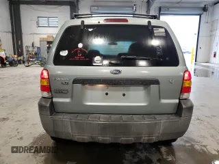 2006 Ford Escape XLT with VIN 1FMYU03136KD34592, listed as a Copart auction lot 71872694 with 185,292 mi miles and Clean Title. Bid and sale history available at carsss.com. Image 6.
