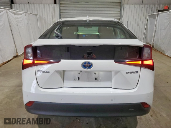 2022 Toyota Prius L Eco with VIN JTDKAMFU3N3182144, listed as a Copart auction lot 61090375 with 81,673 mi miles and Clean title. Bid and sale history available at DreamBid. Image 6.