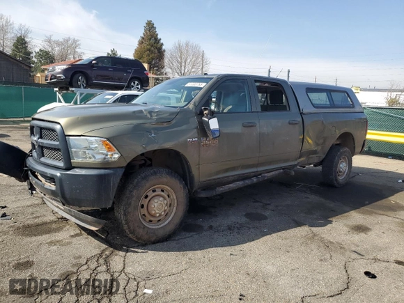 2013 Ram 2500 Tradesman z VIN 3C6TR5HT6DG579759, wystawiony jako Copart lot #51008765 z przebiegiem 56 540 mil mil oraz Szkoda całkowita • Salvage title. Historia ofert i sprzedaży dostępna na DreamBid. Obrazek 1.