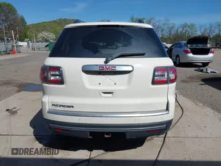 2014 GMC Acadia SLE with VIN 1GKKVPKD3EJ216725, listed as a IAAI auction lot 42138452 with 184,998 mi miles and . Bid and sale history available at carsss.com. Image 16.