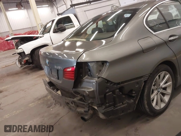 2014 BMW 5 Series 535i with VIN WBA5B1C5XEDZ37285, listed as a IAAI auction lot 41549548 with 111,225 mi miles and . Bid and sale history available at DreamBid. Image 19.