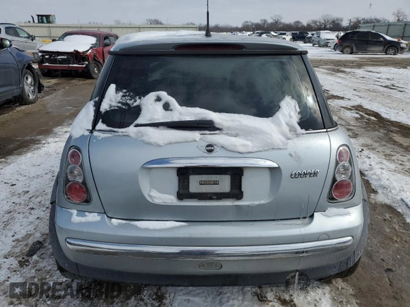 2004 MINI Hardtop with VIN WMWRC334X4TJ62010, listed as a Copart auction lot 45191885 with Not Provided miles and Salvage Title. Bid and sale history available at DreamBid. Image 6.