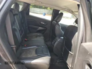 2020 Jeep Cherokee Latitude Plus z VIN 1C4PJMLN8LD543393, wystawiony jako Copart lot #63685385 z przebiegiem 173 921 mil mil oraz Czysty tytuł • Clean title. Historia ofert i sprzedaży dostępna na DreamBid. Obrazek 10.