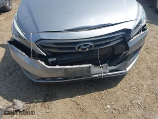 2015 Hyundai Sonata 2.4L Sport with VIN 5NPE34AF8FH249164, listed as a IAAI auction lot 41922082 with 60,184 mi miles. Bid and sale history available at carsss.com. Image 6.