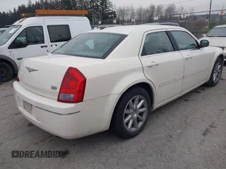2007 Chrysler 300 Touring with VIN 2C3LA53GX7H871255, listed as a IAAI auction lot 41317732 with 145,223 mi miles and . Bid and sale history available at DreamBid. Image 4.