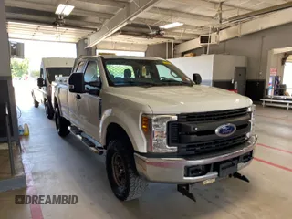 2017 Ford F-250 XLT с VIN 1FT7X2B63HEC89574, выставлен на аукционе IAAI как лот 42843471 с пробегом 184 451 миль миль и . История ставок и продаж доступна на DreamBid. Изображение 13.