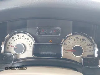 2012 Ford Expedition XLT с VIN 1FMJU1H53CEF35048, выставлен на аукционе IAAI как лот 42306617 с пробегом 242 990 миль миль и . История ставок и продаж доступна на DreamBid. Изображение 7.