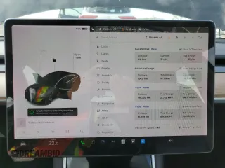 2019 Tesla Model 3 Mid Range z VIN 5YJ3E1EA7KF420025, wystawiony jako Copart lot #56149015 z przebiegiem 253 771 mil mil oraz Szkoda całkowita • Salvage title. Historia ofert i sprzedaży dostępna na DreamBid. Obrazek 9.