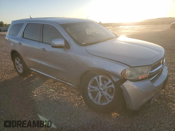 2013 Dodge Durango SXT with VIN 1C4RDHAG7DC643620, listed as a Copart auction lot 57677545 with 126,536 mi miles and Salvage title. Bid and sale history available at DreamBid. Image 4.