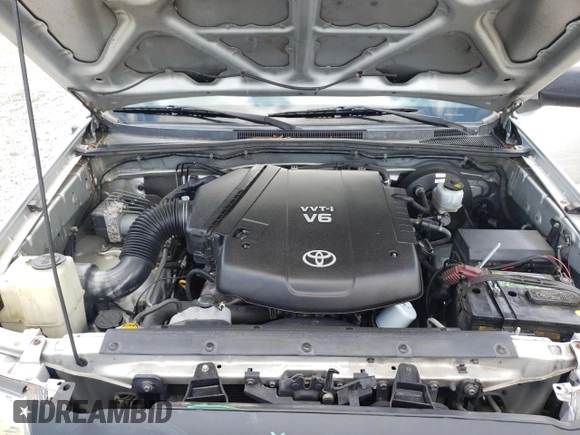 2010 Toyota Tacoma PreRunner with VIN 3TMJU4GNXAM094419, listed as a Copart auction lot 57757185 with 201,490 mi miles and Salvage title. Bid and sale history available at DreamBid. Image 11.