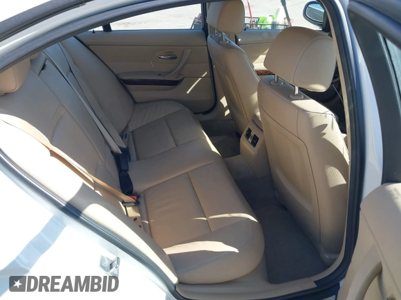 2011 BMW 3 Series 328i with VIN WBAPH7C59BE461739, listed as a IAAI auction lot 41759267 with 192,266 mi miles. Bid and sale history available at carsss.com. Image 8.