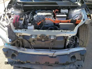 2023 Toyota bZ4X XLE z VIN JTMABACA6PA006558, wystawiony jako Copart lot #66549804 z przebiegiem 10 994 mil mil oraz Czysty tytuł • Clean title. Historia ofert i sprzedaży dostępna na DreamBid. Obrazek 12.
