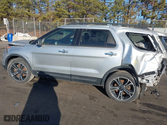 2014 Ford Explorer Sport z VIN 1FM5K8GTXEGA46671, wystawiony jako IAAI lot #41336871 z przebiegiem 74 225 mil mil oraz . Historia ofert i sprzedaży dostępna na DreamBid. Obrazek 13.