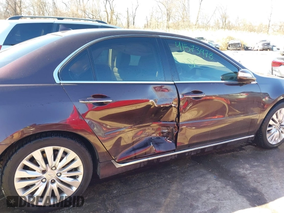 2011 Acura RL Technology with VIN JH4KB2F62BC000463, listed as a IAAI auction lot 41573978 with 172,755 mi miles and . Bid and sale history available at DreamBid. Image 6.