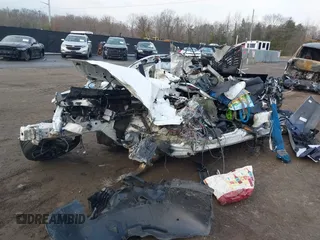 2022 Lexus ES 350 z VIN 58ADZ1B14NU131942, wystawiony jako IAAI lot #38207582 z przebiegiem Nie podano mil oraz . Historia ofert i sprzedaży dostępna na DreamBid. Obrazek 2.