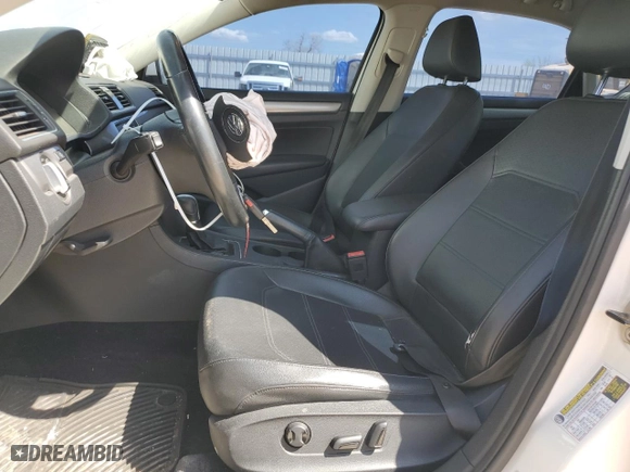 2014 Volkswagen Passat Wolfsburg Ed with VIN 1VWAT7A37EC075133, listed as a Copart auction lot 50985595 with 117,838 mi miles and Salvage Title. Bid and sale history available at carsss.com. Image 7.