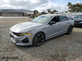 2022 Kia K5 GT-Line with VIN 5XXG64J20NG146487, listed as a Copart auction lot 50895375 with 38,186 mi miles and Salvage Title. Bid and sale history available at carsss.com. Image 1.