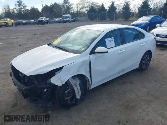 2019 Kia Forte LXS z VIN 3KPF24AD2KE042693, wystawiony jako IAAI lot #41902468 z przebiegiem 126 516 mil mil oraz . Historia ofert i sprzedaży dostępna na DreamBid. Obrazek 2.