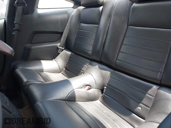2011 Ford Mustang V6 with VIN 1ZVBP8AM5B5149026, listed as a IAAI auction lot 42551126 with 230,429 mi miles and . Bid and sale history available at DreamBid. Image 8.