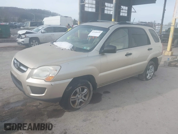 2009 Kia Sportage LX with VIN KNDJE723997561436, listed as a IAAI auction lot 41440459 with 183,476 mi miles. Bid and sale history available at carsss.com. Image 2.