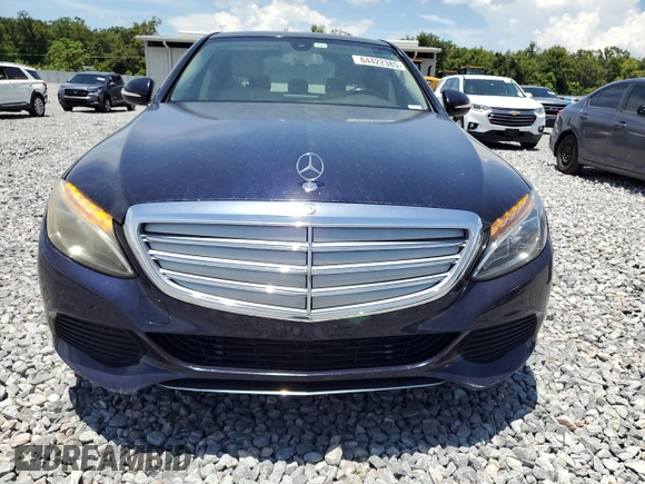 2015 Mercedes-Benz C 300 Luxury with VIN 55SWF4KB5FU034698, listed as a Copart auction lot 64422385 with 161,007 mi miles and Clean title. Bid and sale history available at DreamBid. Image 5.