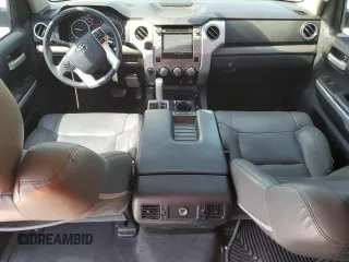 2014 Toyota Tundra SR5 z VIN 5TFDW5F19EX376160, wystawiony jako Copart lot #55012555 z przebiegiem 166 708 mil mil oraz Nie do naprawy • Non repairable. Historia ofert i sprzedaży dostępna na DreamBid. Obrazek 8.