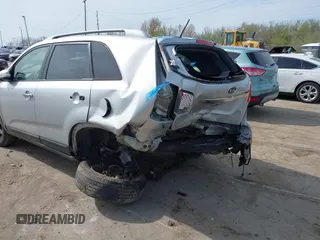 2011 Kia Sorento LX with VIN 5XYKT3A13BG144387, listed as a IAAI auction lot 42061865 with 67,457 mi miles. Bid and sale history available at carsss.com. Image 6.