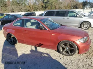 2009 BMW 1 Series 128i with VIN WBAUP73569VF09958, listed as a Copart auction lot 82096444 with 122,379 mi miles and Clean Title. Bid and sale history available at carsss.com. Image 4.