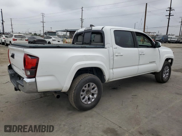 2017 Toyota Tacoma SR5 z VIN 3TMAZ5CN8HM040978, wystawiony jako Copart lot #58813575 z przebiegiem 103 730 mil mil oraz Nie do naprawy • Non repairable. Historia ofert i sprzedaży dostępna na DreamBid. Obrazek 3.