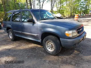 2000 Ford Explorer XLS z VIN 1FMZU62X1YUB16123, wystawiony jako IAAI lot #42129349 z przebiegiem 114 778 mil mil oraz . Historia ofert i sprzedaży dostępna na DreamBid. Obrazek 1.
