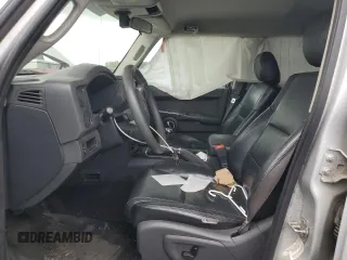 2009 Jeep Commander Sport z VIN 1J8HG48K29C531877, wystawiony jako Copart lot #58708825 z przebiegiem 198 585 mil mil oraz Szkoda całkowita • Salvage title. Historia ofert i sprzedaży dostępna na DreamBid. Obrazek 7.