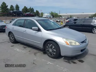 2004 Honda Accord LX z VIN 1HGCM66334A013834, wystawiony jako IAAI lot #42055734 z przebiegiem 225 491 mil mil oraz . Historia ofert i sprzedaży dostępna na DreamBid. Obrazek 1.