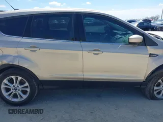 2017 Ford Escape SE with VIN 1FMCU0GD4HUC86848, listed as a IAAI auction lot 41877737 with 59,387 mi miles. Bid and sale history available at carsss.com. Image 13.
